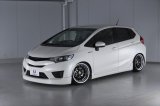 エアロパーツ 【ホンダ　フィット　ハイブリッド　ＧＰ５・ＧＰ６】 ＡＩＭＧＡＩＮ・エイムゲイン ＨＹＢＲＩＤ　ＥＸＥ フロントハーフ・サイドステップ・リアハーフ・スタイリッシュグリル・マフラー・他