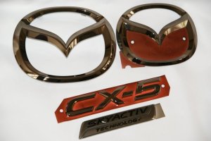 画像8: マットブラック・ピアノブラック・ブラックメッキ 【マツダ　ＣＸ－５　ＫＥ２ＦＷ／ＫＥＥＦＷ】 エンブレム４点セット フロントグリル用マツダマーク、リアマツダマーク、ＣＸ－５、スカイアクティブプレート 