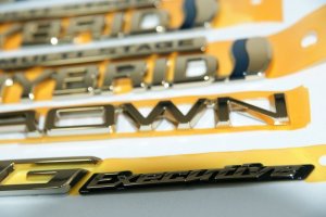 画像7: 最高級ゴールドメッキエンブレム 【トヨタ　クラウン ＧＷＳ２２４　Ｇエグゼクティブ】 6点セット サイド左右HYBRIDロゴ、リアトヨタマーク、リアCROWNロゴ、リアHYBRIDSYNERGYDRIVEプレート、リアＧ Executive 