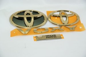 画像3: 送料無料 最高級ゴールドメッキエンブレム 【トヨタ ヴォクシー７０系】 トヨタマーク４点セット フロントグリル用トヨタマーク、リアトヨタマーク　バルブマチックプレート、ＶＯＸＹロゴ