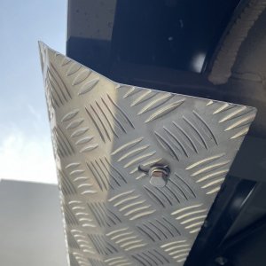 画像13: アルミアンダーガード　縞板Ver． 【前期・後期ハイゼットトラック／ハイゼットジャンボ 　S500P/S510P　ダイハツ】 Ｊ－ＮＥＸＴ 軽トラ・軽トラカスタム