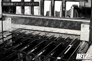 画像4: バックキャビンガード(シルバー) アルミ縞板  S500P/S510P  ハイゼットジャンボ専用 前期／後期共通   　傷防止　キャビン保護　DAIHATSU 